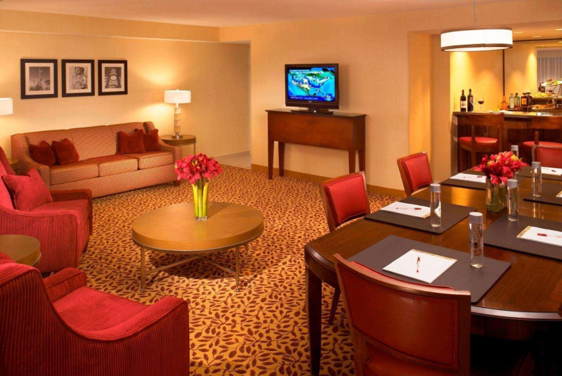 Wyndham Cleveland Airport Hotel Luaran gambar