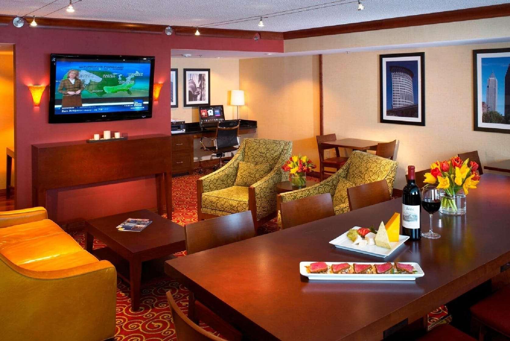 Wyndham Cleveland Airport Hotel Luaran gambar